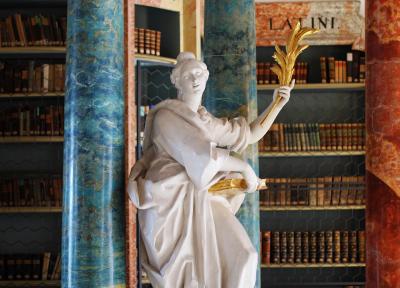 مشهورترین کتابخانه های اروپا: گشتی در میان گنجینه های دانش و معماری مشهورترین کتابخانه های اروپا: گشتی در میان گنجینه های دانش و معماری